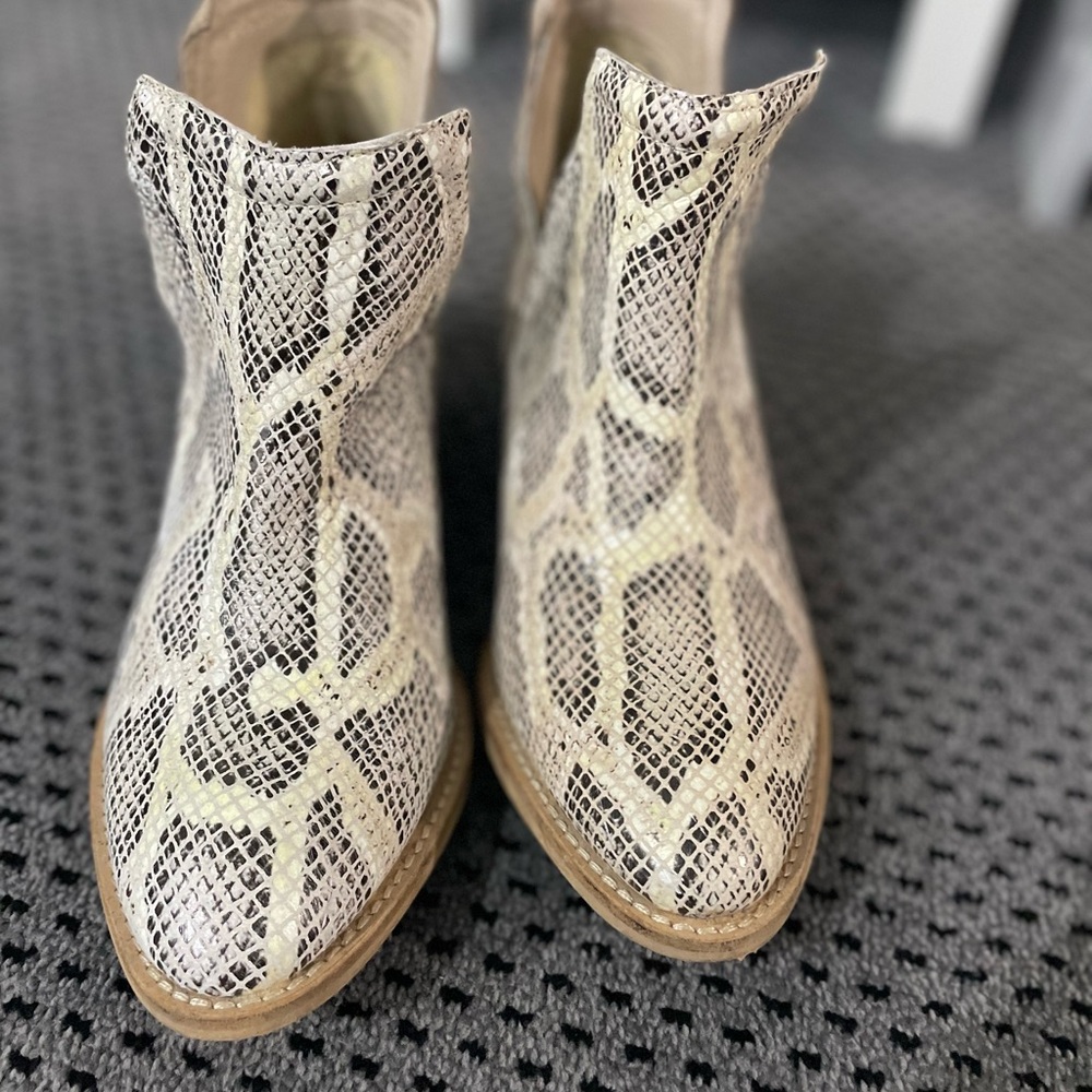 Elegant Snakeskin Ankle Booties